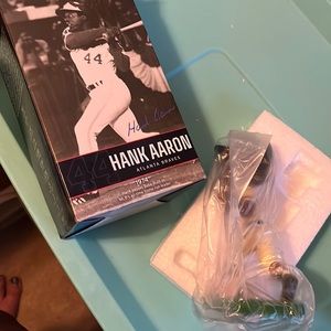 Atlanta braves collection piece Hank Henry Aaron bobble head